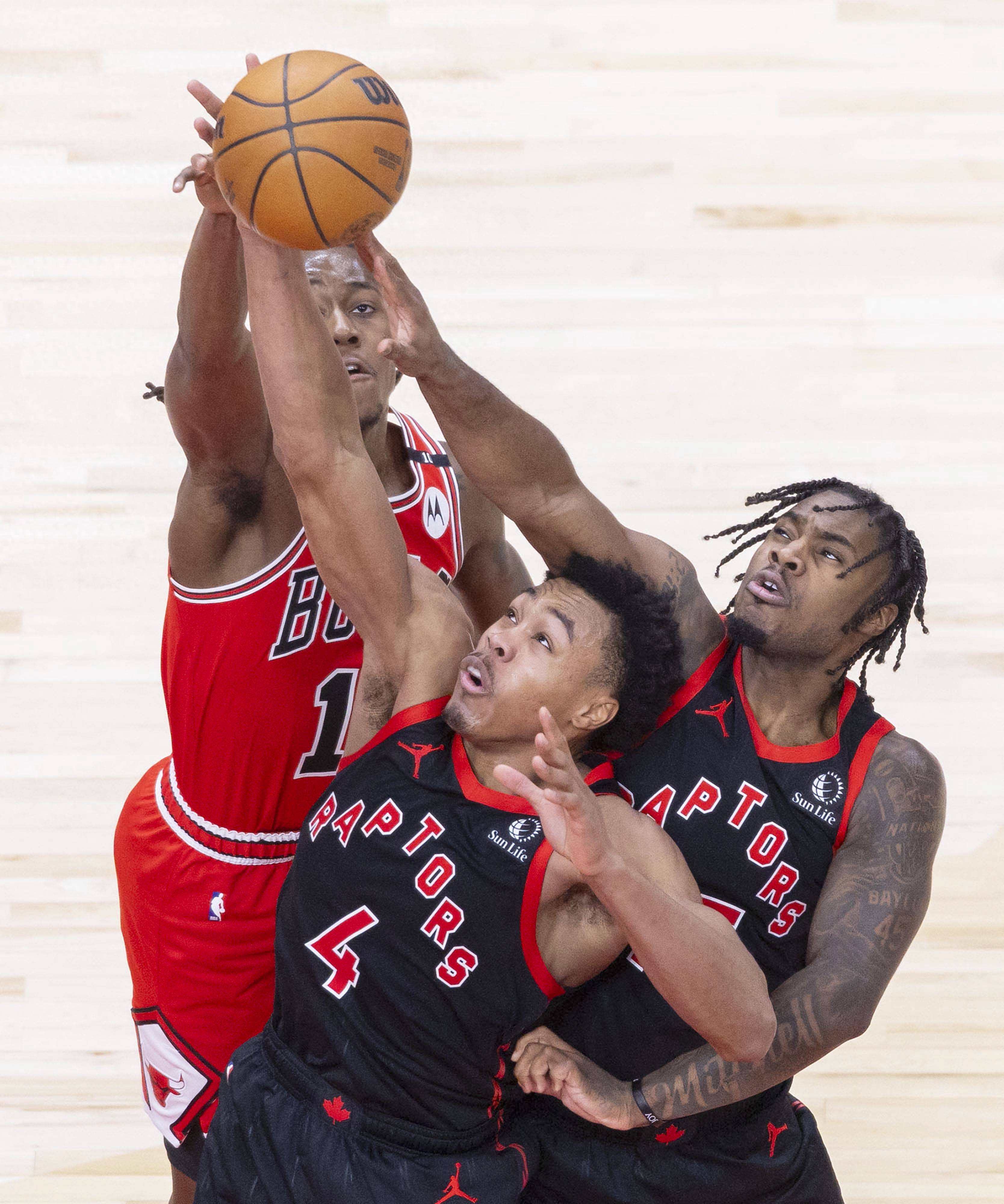 棋牌游戏-公牛当年的阵容